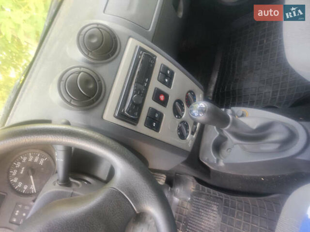 Дачія Логан МСВ, об'ємом двигуна 1.6 л та пробігом 150 тис. км за 5700 $, фото 40 на Automoto.ua