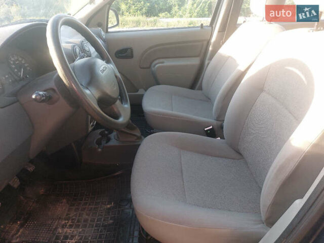Дачія Логан МСВ, об'ємом двигуна 1.6 л та пробігом 150 тис. км за 5700 $, фото 14 на Automoto.ua