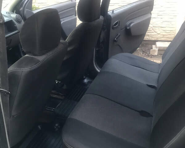 Сірий Дачія Логан МСВ, об'ємом двигуна 1.6 л та пробігом 220 тис. км за 2900 $, фото 6 на Automoto.ua