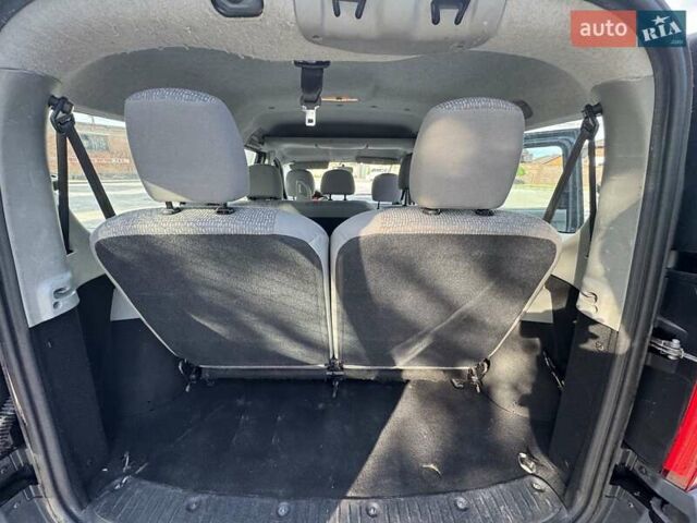 Серый Дачия Логан МСВ, объемом двигателя 1.6 л и пробегом 232 тыс. км за 5600 $, фото 17 на Automoto.ua