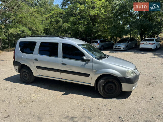 Сірий Дачія Логан МСВ, об'ємом двигуна 1.6 л та пробігом 313 тис. км за 3850 $, фото 5 на Automoto.ua