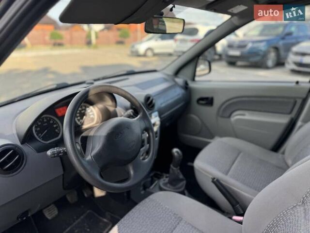 Серый Дачия Логан МСВ, объемом двигателя 1.6 л и пробегом 232 тыс. км за 5600 $, фото 15 на Automoto.ua