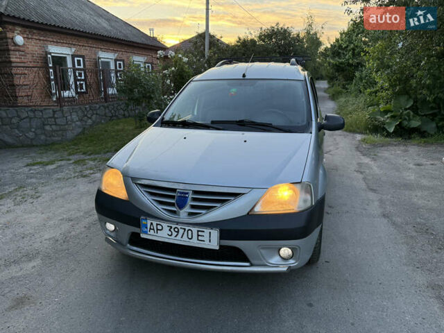 Сірий Дачія Логан МСВ, об'ємом двигуна 1.6 л та пробігом 240 тис. км за 4000 $, фото 2 на Automoto.ua