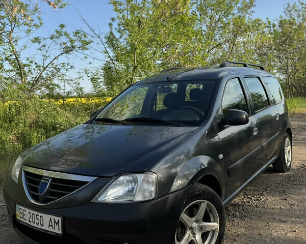 Серый Дачия Логан МСВ, объемом двигателя 1.6 л и пробегом 165 тыс. км за 5800 $, фото 3 на Automoto.ua