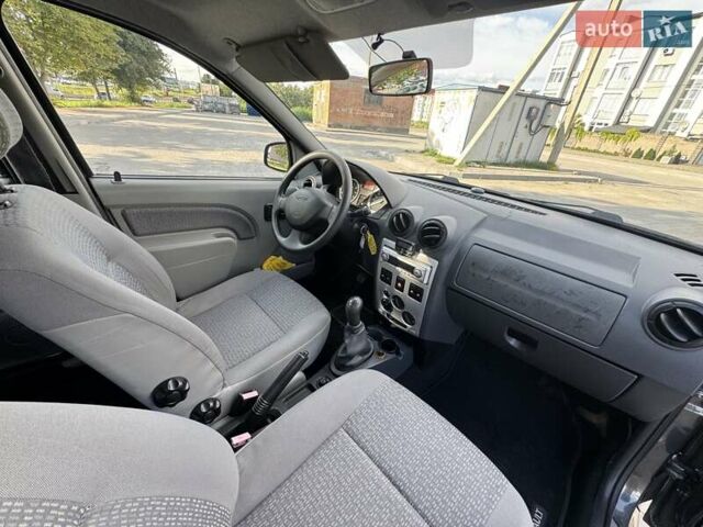 Серый Дачия Логан МСВ, объемом двигателя 1.6 л и пробегом 232 тыс. км за 5600 $, фото 19 на Automoto.ua