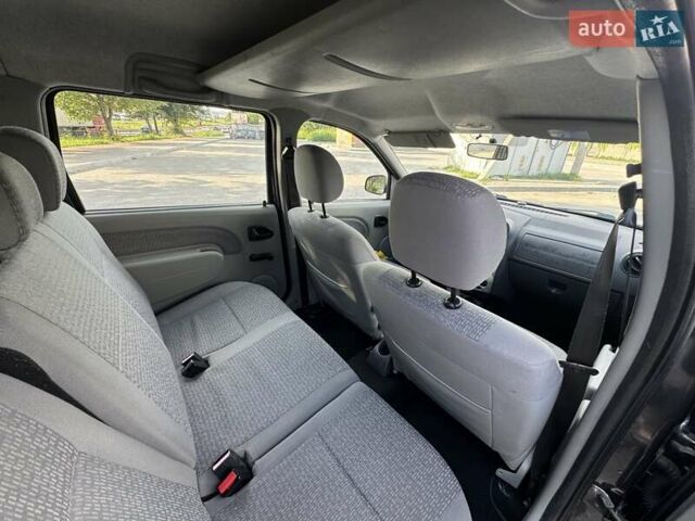 Серый Дачия Логан МСВ, объемом двигателя 1.6 л и пробегом 232 тыс. км за 5600 $, фото 21 на Automoto.ua