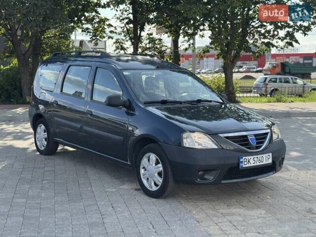 Серый Дачия Логан МСВ, объемом двигателя 1.6 л и пробегом 232 тыс. км за 5600 $, фото 5 на Automoto.ua