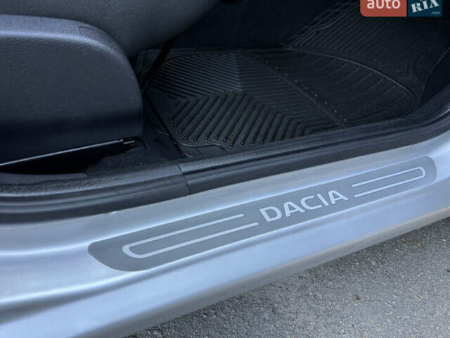 Сірий Дачія Логан МСВ, об'ємом двигуна 1.6 л та пробігом 125 тис. км за 6550 $, фото 22 на Automoto.ua