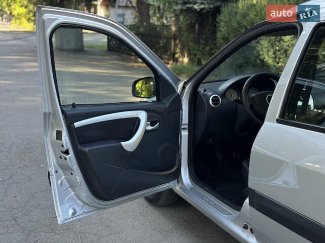 Сірий Дачія Логан МСВ, об'ємом двигуна 1.6 л та пробігом 125 тис. км за 6550 $, фото 10 на Automoto.ua