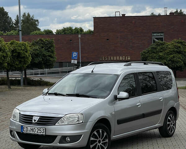 Сірий Дачія Логан МСВ, об'ємом двигуна 1.5 л та пробігом 227 тис. км за 7000 $, фото 1 на Automoto.ua