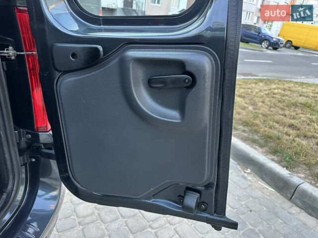 Сірий Дачія Логан МСВ, об'ємом двигуна 1.6 л та пробігом 143 тис. км за 7299 $, фото 37 на Automoto.ua