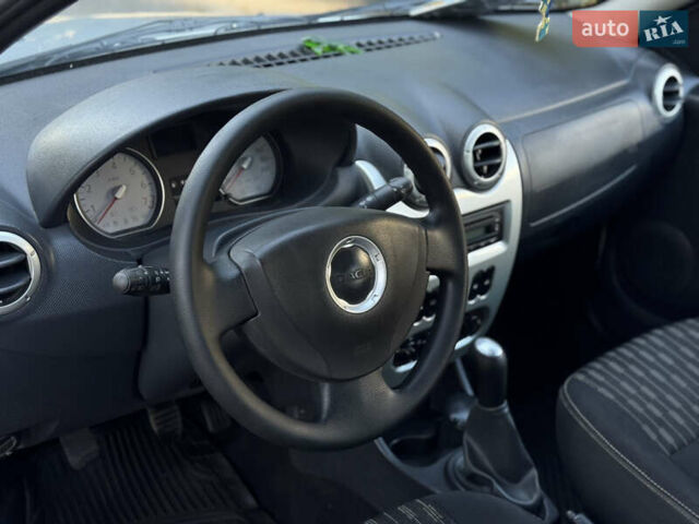 Сірий Дачія Логан МСВ, об'ємом двигуна 1.6 л та пробігом 125 тис. км за 6550 $, фото 12 на Automoto.ua