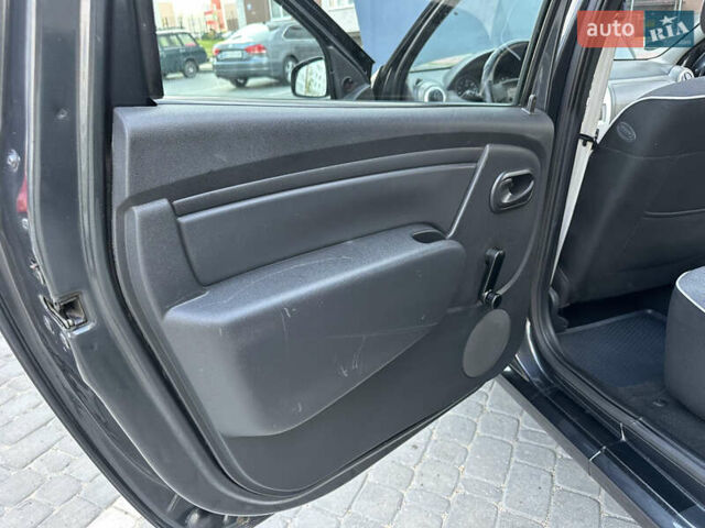 Сірий Дачія Логан МСВ, об'ємом двигуна 1.6 л та пробігом 143 тис. км за 7299 $, фото 34 на Automoto.ua