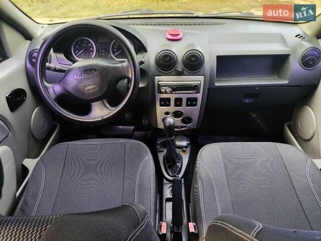 Синій Дачія Логан МСВ, об'ємом двигуна 1.6 л та пробігом 215 тис. км за 5300 $, фото 8 на Automoto.ua