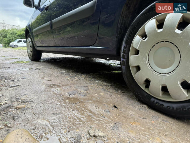Синій Дачія Логан МСВ, об'ємом двигуна 1.39 л та пробігом 112 тис. км за 4250 $, фото 14 на Automoto.ua