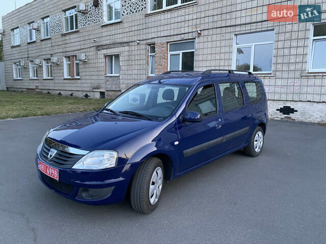 Синий Дачия Логан МСВ, объемом двигателя 1.6 л и пробегом 185 тыс. км за 5650 $, фото 1 на Automoto.ua