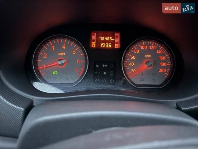 Синий Дачия Логан МСВ, объемом двигателя 0 л и пробегом 176 тыс. км за 5700 $, фото 16 на Automoto.ua