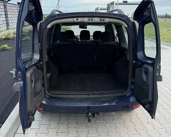 Синий Дачия Логан МСВ, объемом двигателя 0 л и пробегом 176 тыс. км за 5700 $, фото 3 на Automoto.ua