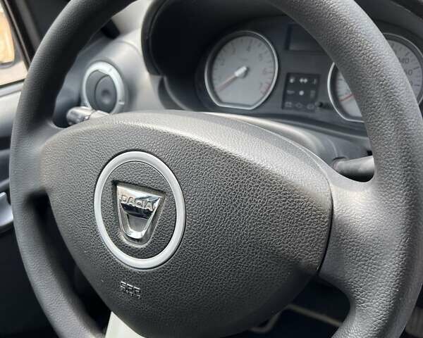 Синий Дачия Логан МСВ, объемом двигателя 1.6 л и пробегом 180 тыс. км за 6200 $, фото 44 на Automoto.ua
