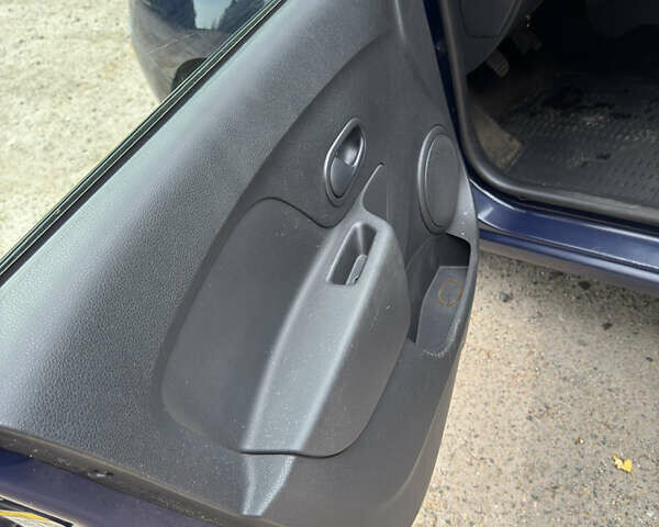 Синій Дачія Логан МСВ, об'ємом двигуна 0.9 л та пробігом 140 тис. км за 6999 $, фото 34 на Automoto.ua
