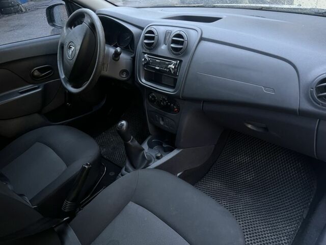 Белый Дачия Логан, объемом двигателя 1.1 л и пробегом 150 тыс. км за 4750 $, фото 6 на Automoto.ua