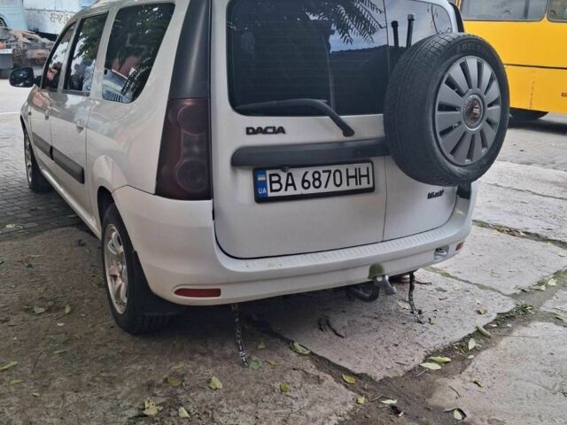 Белый Дачия Логан, объемом двигателя 1.6 л и пробегом 252 тыс. км за 6000 $, фото 2 на Automoto.ua