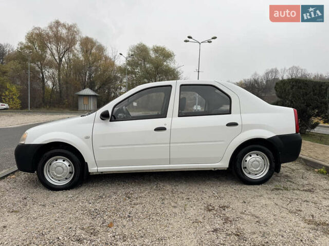 Белый Дачия Логан, объемом двигателя 1.4 л и пробегом 97 тыс. км за 3999 $, фото 14 на Automoto.ua