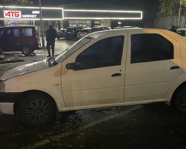 Белый Дачия Логан, объемом двигателя 1.4 л и пробегом 254 тыс. км за 1399 $, фото 19 на Automoto.ua