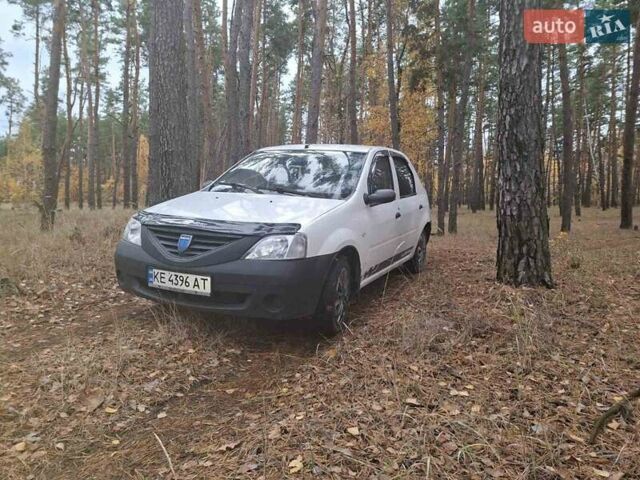 Білий Дачія Logan, об'ємом двигуна 1.4 л та пробігом 405 тис. км за 2700 $, фото 7 на Automoto.ua