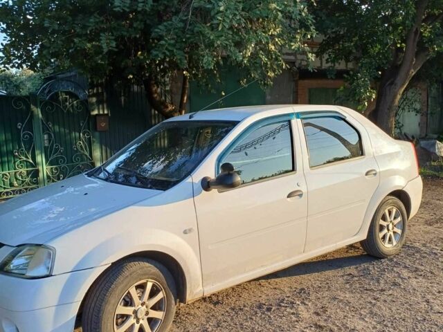 Білий Дачія Logan, об'ємом двигуна 1.4 л та пробігом 166 тис. км за 3600 $, фото 1 на Automoto.ua