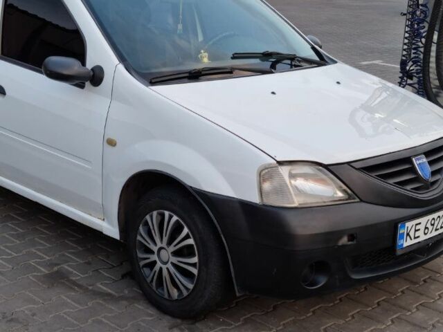 Белый Дачия Логан, объемом двигателя 1.4 л и пробегом 250 тыс. км за 3000 $, фото 7 на Automoto.ua