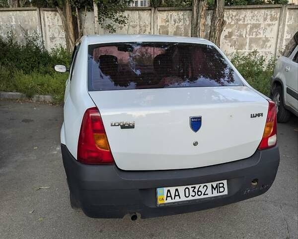 Белый Дачия Логан, объемом двигателя 1.4 л и пробегом 247 тыс. км за 3100 $, фото 3 на Automoto.ua