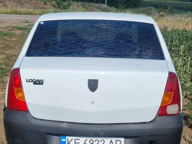 Белый Дачия Логан, объемом двигателя 1.4 л и пробегом 250 тыс. км за 3000 $, фото 6 на Automoto.ua