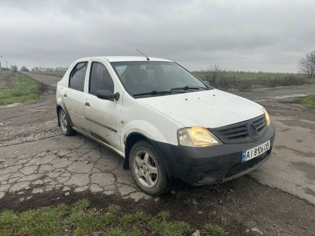 Білий Дачія Logan, об'ємом двигуна 1.4 л та пробігом 174 тис. км за 3200 $, фото 2 на Automoto.ua