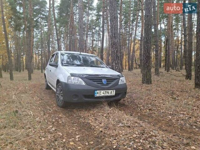 Білий Дачія Logan, об'ємом двигуна 1.4 л та пробігом 405 тис. км за 2700 $, фото 1 на Automoto.ua