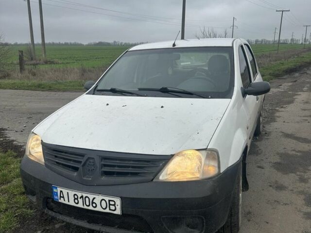 Білий Дачія Logan, об'ємом двигуна 1.4 л та пробігом 174 тис. км за 3200 $, фото 3 на Automoto.ua