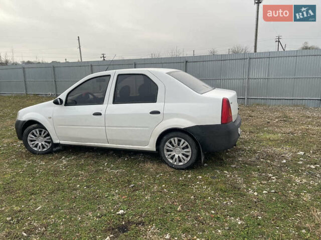Белый Дачия Логан, объемом двигателя 1.4 л и пробегом 240 тыс. км за 1750 $, фото 6 на Automoto.ua