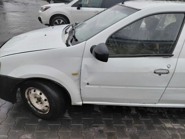 Білий Дачія Logan, об'ємом двигуна 1.4 л та пробігом 845 тис. км за 750 $, фото 5 на Automoto.ua