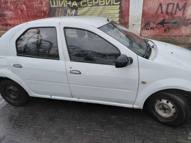 Білий Дачія Logan, об'ємом двигуна 1.4 л та пробігом 845 тис. км за 750 $, фото 3 на Automoto.ua