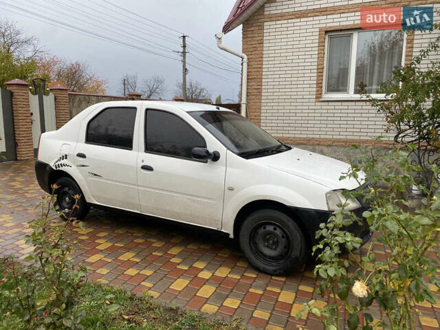 Дачія Logan 2008 у Бобровице на Automoto.ua Білий Дачія Logan, об'ємом двигуна 1.39 л та пробігом 400 тис. км за 1999 $, фото 10 на Automoto.ua