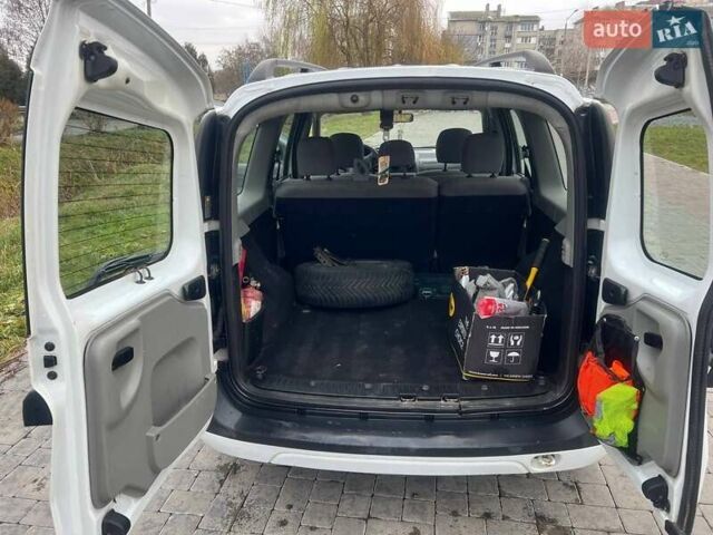 Белый Дачия Логан, объемом двигателя 1.6 л и пробегом 302 тыс. км за 3550 $, фото 15 на Automoto.ua