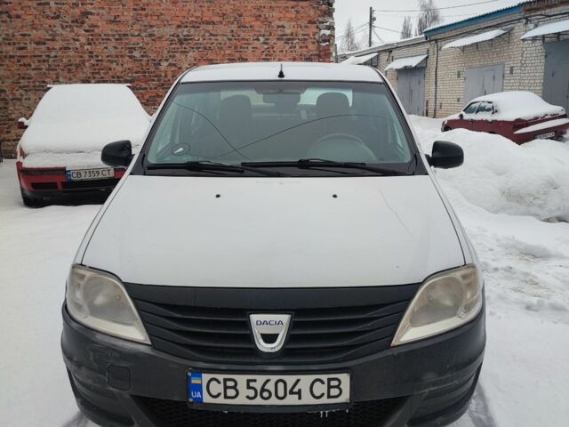 Белый Дачия Логан, объемом двигателя 1.4 л и пробегом 294 тыс. км за 3550 $, фото 2 на Automoto.ua