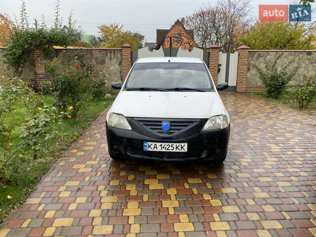 Дачія Logan 2008 у Бобровице на Automoto.ua Білий Дачія Logan, об'ємом двигуна 1.39 л та пробігом 400 тис. км за 1999 $, фото 1 на Automoto.ua