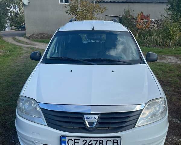 Белый Дачия Логан, объемом двигателя 1.39 л и пробегом 520 тыс. км за 4000 $, фото 16 на Automoto.ua