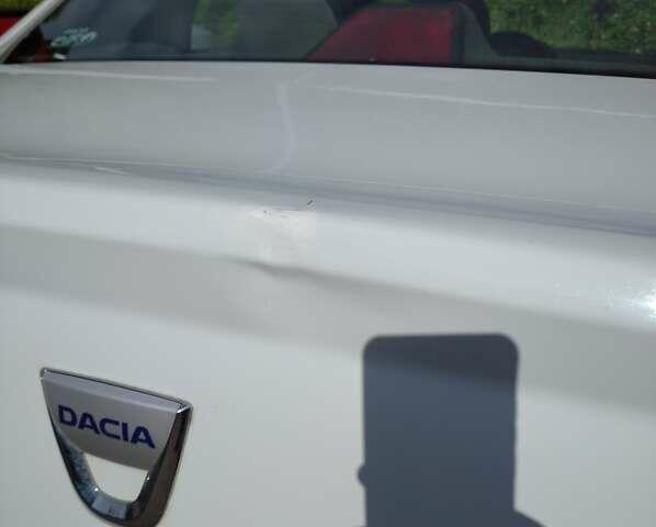 Білий Дачія Logan, об'ємом двигуна 1.2 л та пробігом 178 тис. км за 3400 $, фото 22 на Automoto.ua