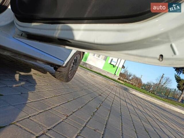 Білий Дачія Logan, об'ємом двигуна 1.46 л та пробігом 206 тис. км за 5300 $, фото 17 на Automoto.ua