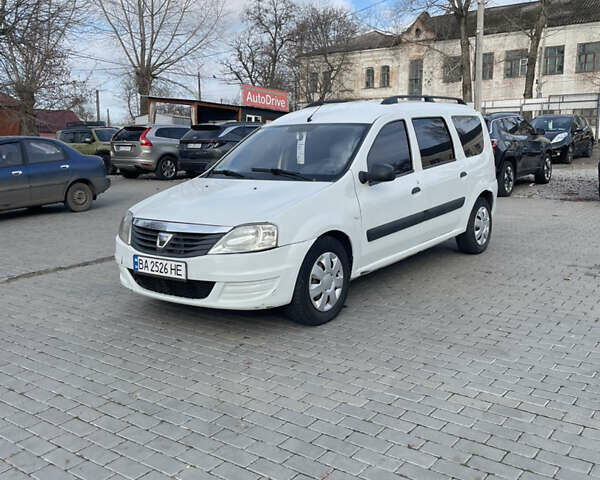 Білий Дачія Logan, об'ємом двигуна 1.6 л та пробігом 170 тис. км за 4400 $, фото 1 на Automoto.ua