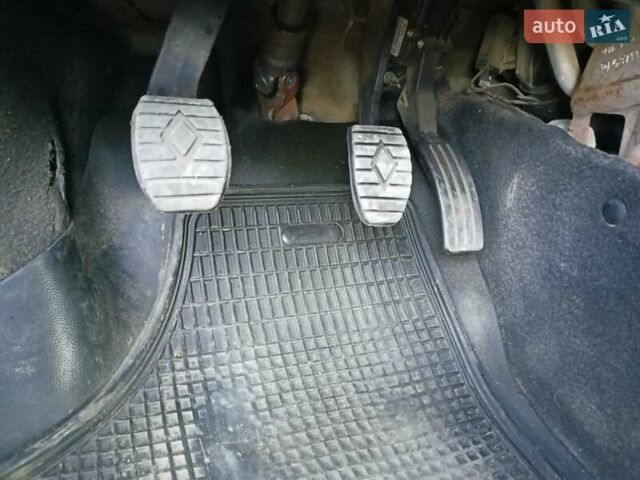 Білий Дачія Logan, об'ємом двигуна 1.46 л та пробігом 206 тис. км за 5300 $, фото 12 на Automoto.ua