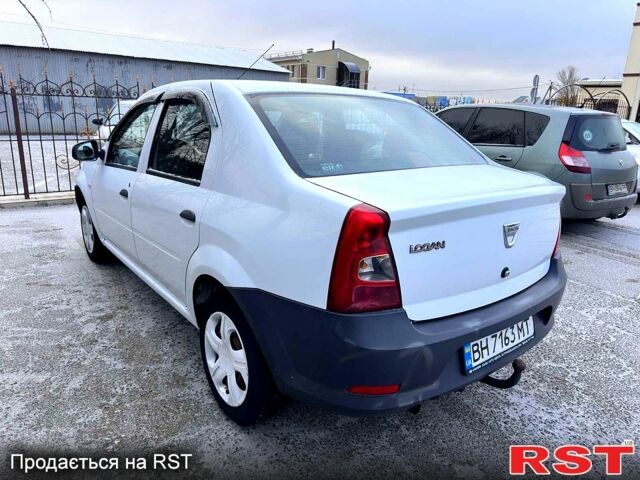 Білий Дачія Logan, об'ємом двигуна 12 л та пробігом 242 тис. км за 4200 $, фото 5 на Automoto.ua