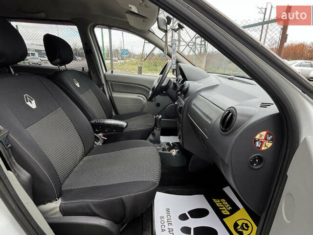 Белый Дачия Логан, объемом двигателя 1.46 л и пробегом 217 тыс. км за 6600 $, фото 16 на Automoto.ua